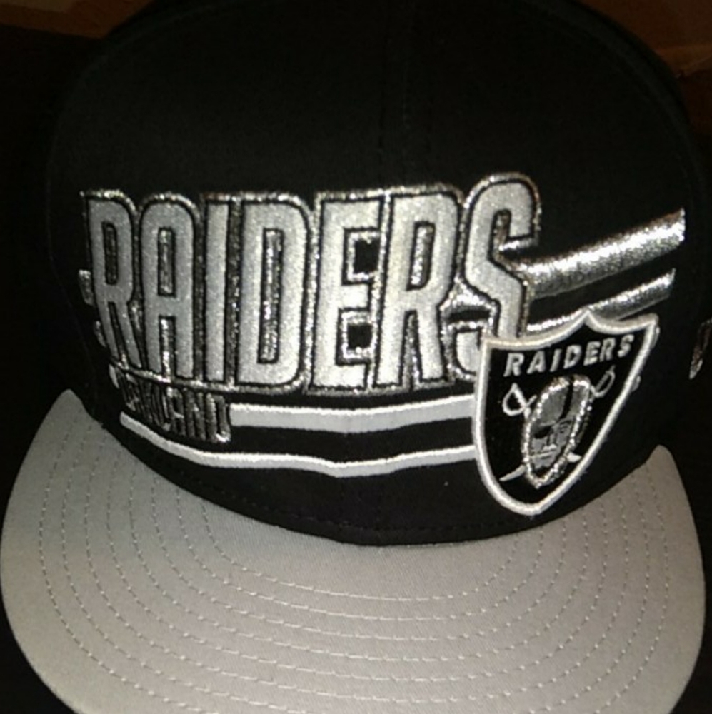 Raiders hat